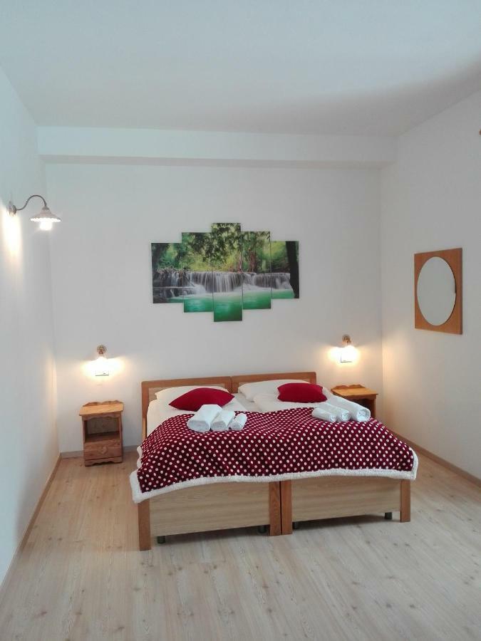 B&B Ca Dei Baroni Pellizzano Eksteriør billede